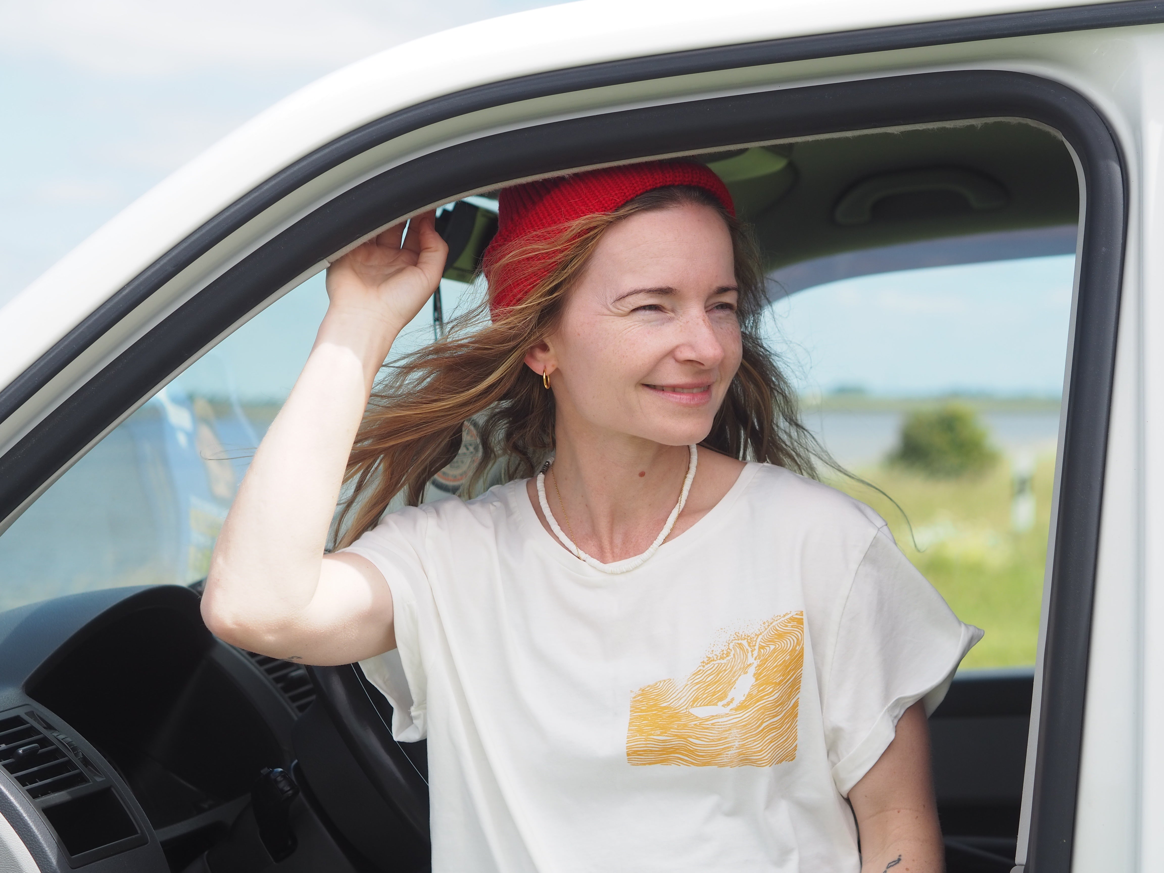 T-SHIRT  |  THE OCEAN IS OUR CALLING